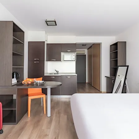 Appart'city Classic Nantes - شقة فندقية